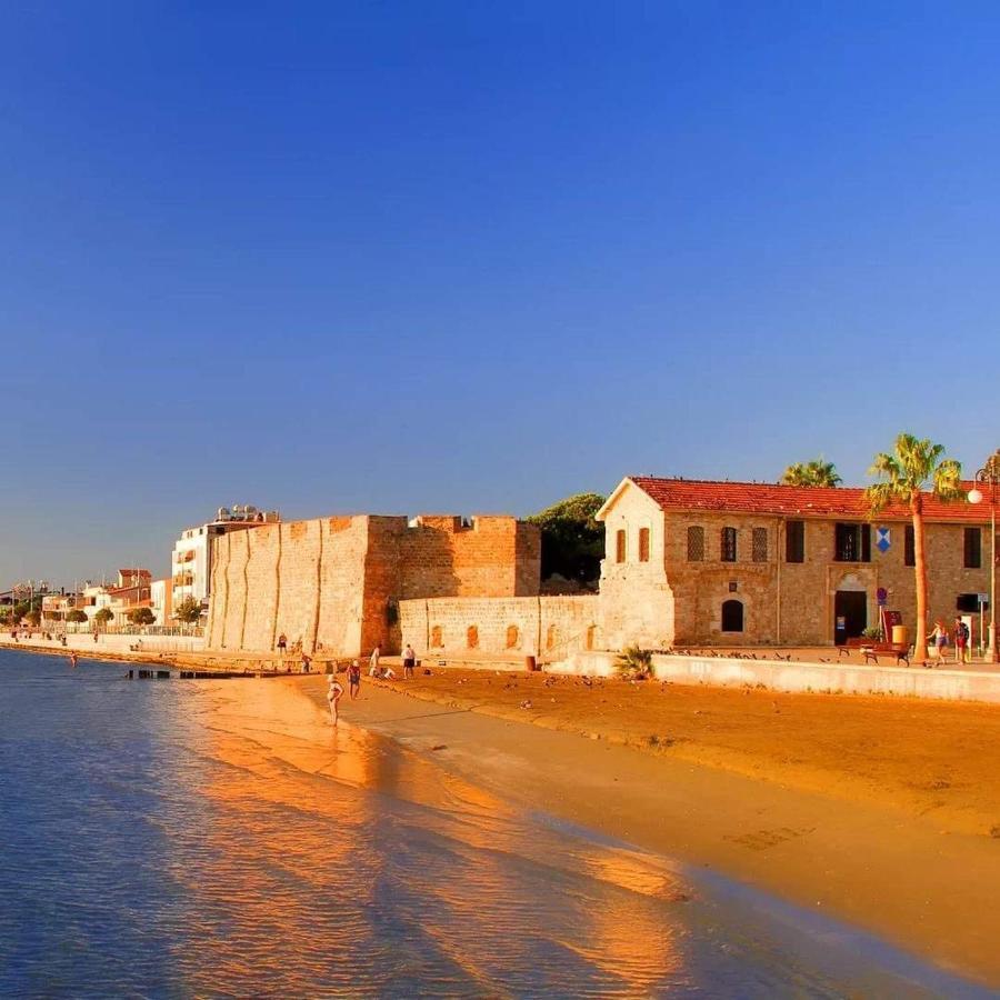 Hai Hotel Larnaca Bagian luar foto
